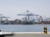 EUA atacam lanchas rápidas iranianas enquanto o Irã ataca instalações petrolíferas dos Emirados Árabes Unidos