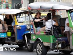 Tailândia reduz período de isenção de visto para mais de 90 países, incluindo Reino Unido