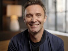 Por que o cofundador do Soccer Help, Jonathan Wilkes, parou de jogar pela UNICEF e fez amizade com Robbie Williams
