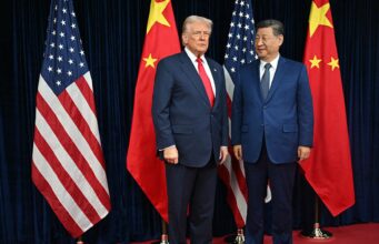 De Singapura a Bruxelas, líderes mundiais observam de longe a cimeira Trump-Xi