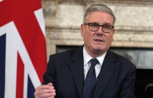 Os custos de empréstimos do governo do Reino Unido atingem o nível mais alto desde 2008, enquanto o PM Starmer é pressionado para renunciar