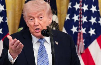 Trump ameaça UE com tarifas “muito mais altas” se nenhum acordo comercial for assinado dentro do novo prazo