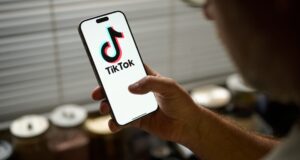 UE vai reprimir o TikTok, o ‘design viciante’ do Instagram voltado para crianças nas redes sociais