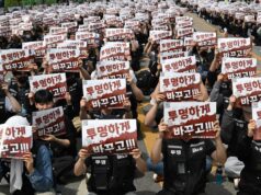 Mais de 47.000 trabalhadores da Samsung Electronics devem entrar em greve quando as negociações salariais fracassarem, fazendo com que as ações caiam