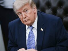 Irã supostamente lança mísseis enquanto Trump pondera acordo para pausar a guerra por dois meses