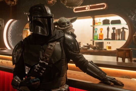 ‘Star Wars: The Mandalorian and Grogu’ da Disney registra as menores vendas de pré-estréia de quinta-feira na história da franquia