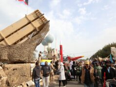 As defesas aéreas do Kuwait foram ativadas contra “ameaças de mísseis e drones”; EUA realizam novos ataques no Irã