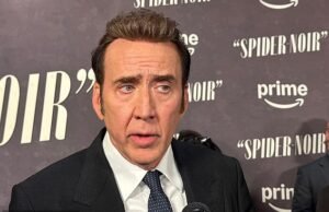 Nicolas Cage explica por que o diretor vencedor do Oscar Christopher Nolan não trabalha com ele nem retorna suas ligações
