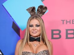 Carmen Electra posará para a Playboy novamente aos 54 anos… três décadas depois de sua primeira foto nua