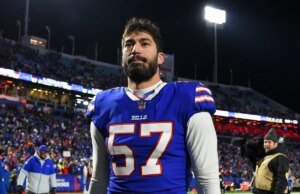 Relatório: Bears treinou o veterano DE AJ Epenesa