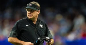 Kirby Good e SEC continuam reclamando do futuro do futebol universitário