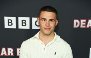 O filho da lenda de Coronation Avenue estrela Pricey England, da BBC, depois de trocar a atuação pelo boxe