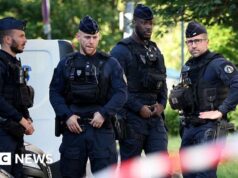 Menino de 15 anos é morto a tiros na França enquanto promotores culpam a guerra às drogas