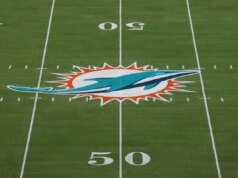 Morre DL Manny Fernandez, ex-astro dos Dolphins