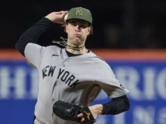 Recém-saído do rali tardio, os Yankees pretendem perturbar os Royals novamente