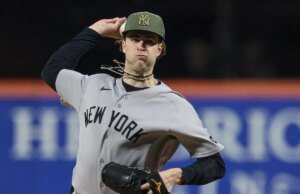Recém-saído do rali tardio, os Yankees pretendem perturbar os Royals novamente