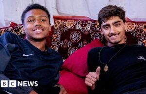 Jo e Kush da Race Throughout the World dão um exemplo poderoso para os jovens