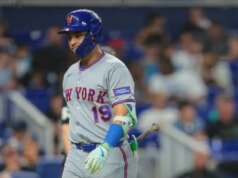 Enfrentando Marlins, o último colocado Mets tenta salvar a série