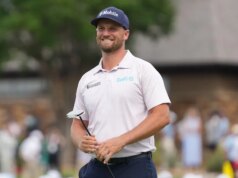 Wyndham Clark arremessa 60, vence a CJ Cup Byron Nelson indo embora