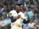 Gerente da Brewers sobre gesto de Abner Uribe: ‘Inaceitável’