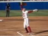 Jocelyn Briski fecha Nebraska e leva Alabama às semifinais do WCWS