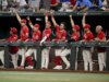 Rangers ressurgentes derrotam Royals em dificuldades