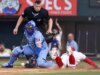 Rangers enfrentam revolta tardia para revanche contra Royals em derrapagem