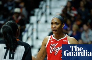 Os árbitros da WNBA estão reprimindo a fisicalidade. Está ajudando ou prejudicando os jogadores?
