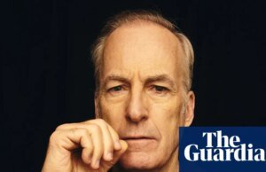 ‘Tenho muita raiva dentro de mim’: Bob Odenkirk sobre Saul, sátira e seu ataque cardíaco