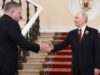 Merz da Alemanha ameaça primeiro-ministro eslovaco por causa de viagem do Dia da Vitória a Moscou