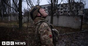 Dentro da ‘zona da morte’ na linha de frente da Ucrânia, onde novas armas transformaram a guerra