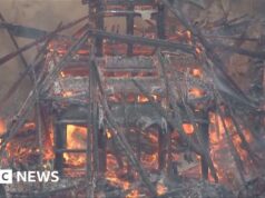 Salão sagrado que abriga ‘chama eterna’ no Japão destruído por incêndio