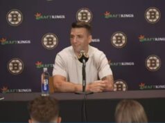 Patrice Bergeron foi introduzido no Templo do IIHF