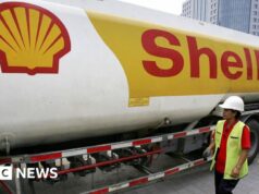 Lucros da Shell aumentam à medida que a guerra no Irão empurra os preços do petróleo para cima