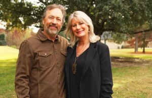 A estrela de ‘Duck Dynasty’ fala sobre o caso da esposa e diz que o casamento ‘não precisa acabar’ após a traição