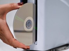 A mídia física está de volta. A próxima geração de console pode matá-lo