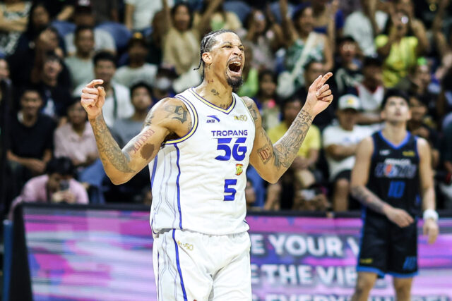 IMG_1411_PBA-50-Commissioners-Cup-semifinals-Meralco-TNT_Chris-McCullough_-scaled.jpg