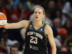 Liberty venceu Mercury atrás de uma sequência dominante de 23-0 no terceiro quarto