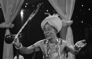 Arte em zonas de conflito: a documentação visible de Manipur por Nicky Chandam e a política da efficiency