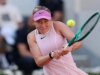 Amanda Anisimova retorna à ação e vence a partida da primeira rodada em Paris