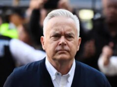 Desgraçado Huw Edwards planejando retorno à TV até o remaining do ano