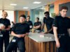 Não chame Piglets de ‘a pior comédia de todos os tempos’ enquanto a BBC estiver fazendo este programa