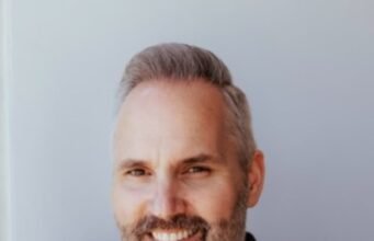 Movimentos tecnológicos: Xbox nomeia CTO; Smartsheet ganha primeiro chefe de IA; Vice-presidente da Amazon parte para DoorDash