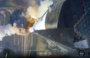 SpaceX lança Starship V3 pela primeira vez, mas perde reforço no retorno