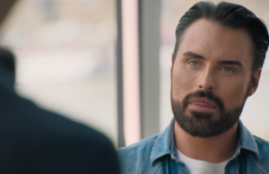 Rylan Clark chorando por ‘amigos serem cancelados’ meses após o escândalo de Scott Mills