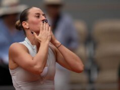 Marta Kostyuk surpreende a tetracampeã Iga Swiatek em Paris