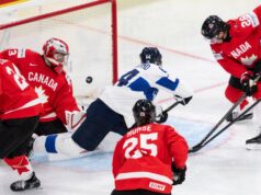 Canadá cai para a Finlândia na semifinal do campeonato mundial de hóquei