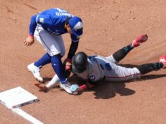 Okamoto se livra do HBP para dar força aos Blue Jays para uma vitória tensa sobre os Marlins