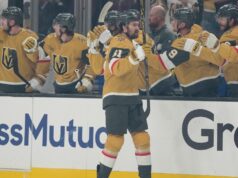 ‘What a Knight’: os fãs reagem aos Golden Knights varrendo Avalanche