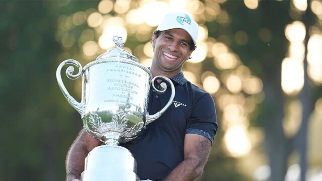 aaron-rai-smile-trophy.jpeg
